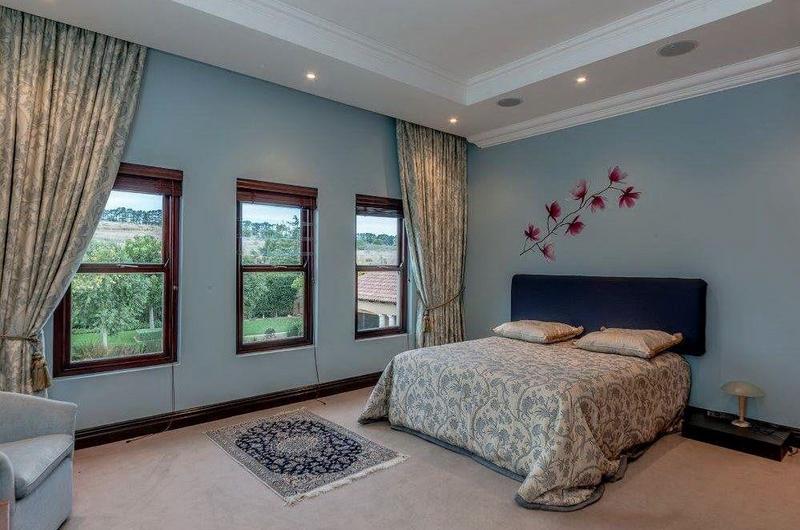 5 Bedroom Property for Sale in Stellenbosch Central Western Cape